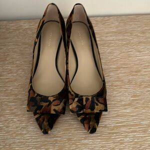 Ann Taylor Jolene leopard velvet pumps